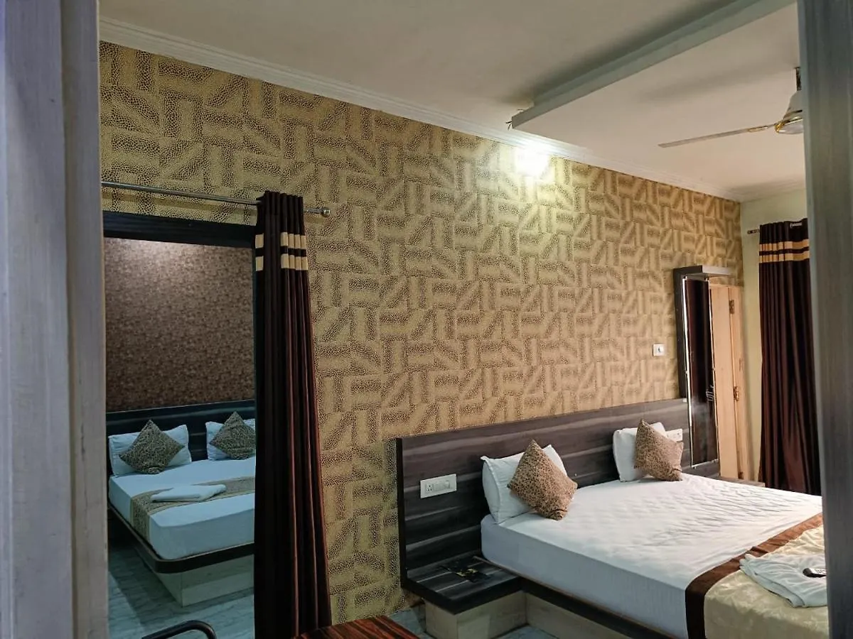 Hotel Dp فاراناسي