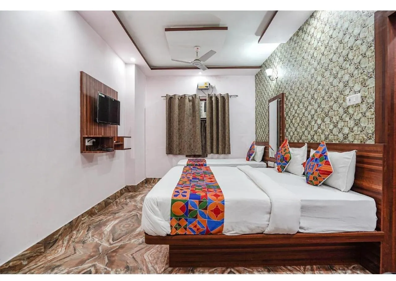 Hotel Dp فاراناسي 2*,  الهند