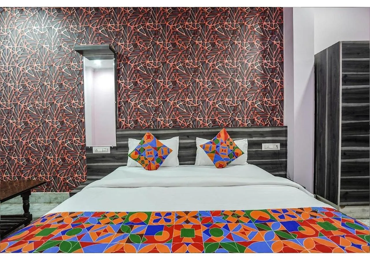 Hotel Dp فاراناسي