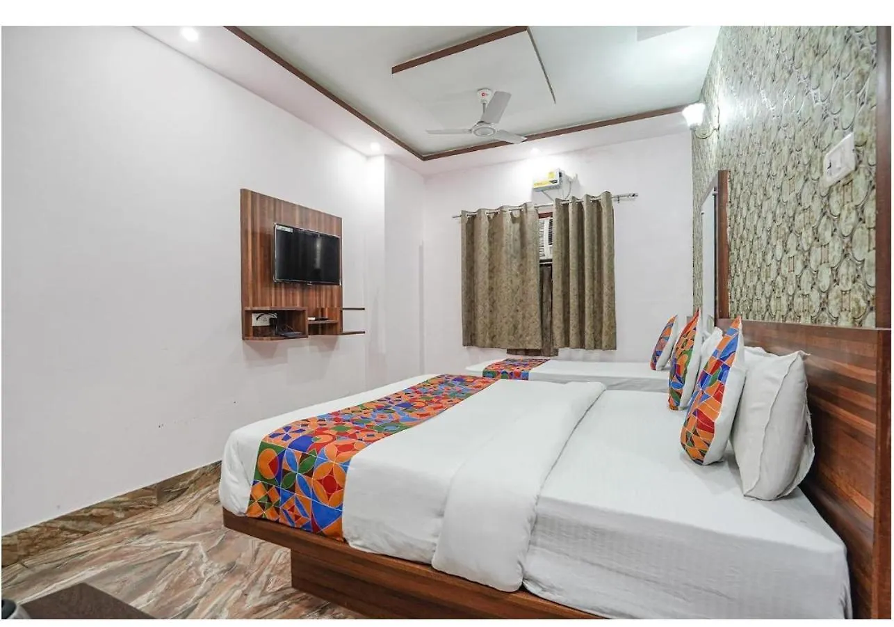Hotel Dp فاراناسي