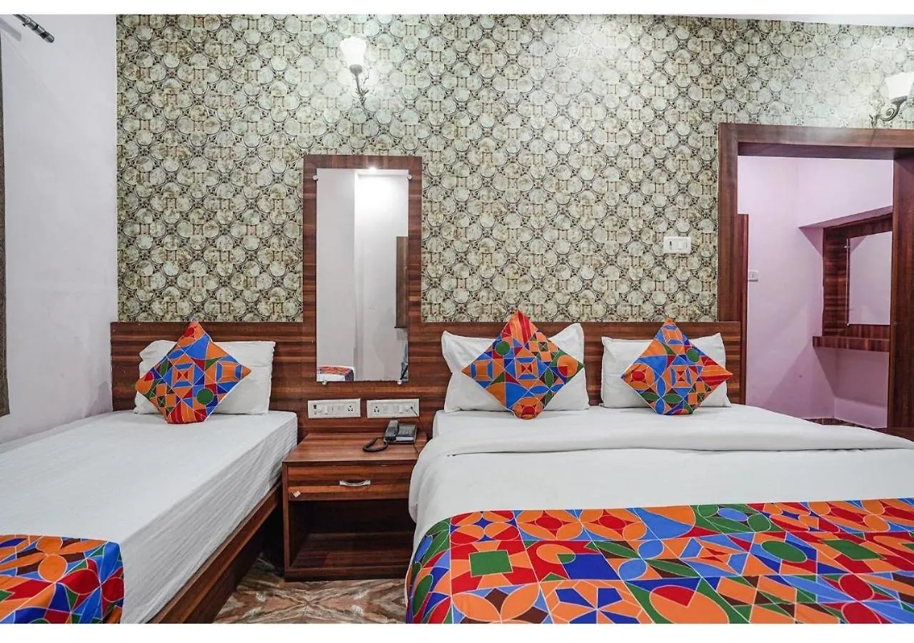 Hotel Dp فاراناسي 2*,  الهند